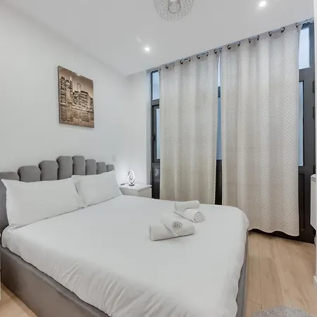Appartement Parisien Proche Tour Eiffel - 3 Min Métro
